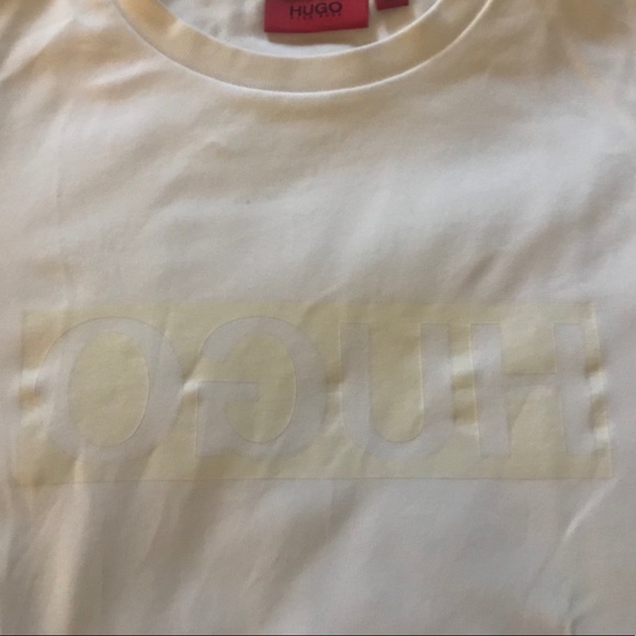 Men’s Hugo Dicago Crewneck Sweatshirt in White - Picture 4 of 4